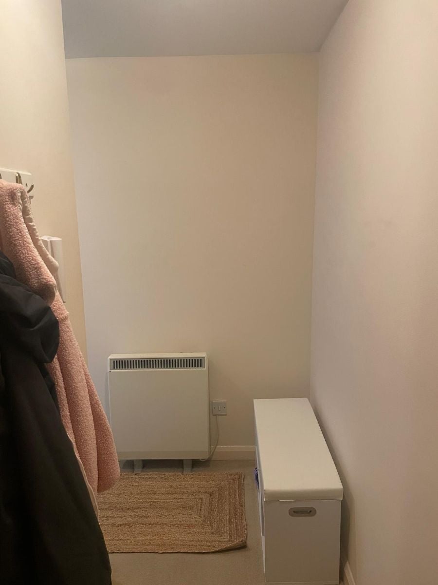 Flat Swynford Gardens in London