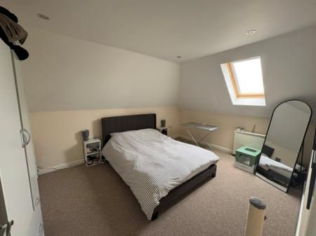 Flat Tidworth Road in Ludgershall