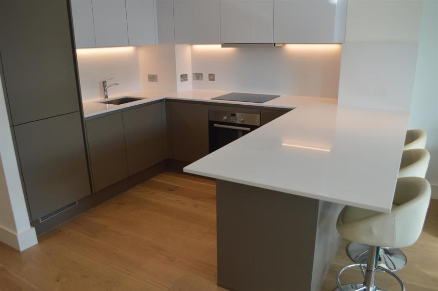 Flat Engineers Way in Greater London