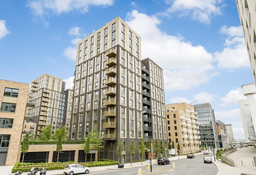 Flat Engineers Way in Greater London