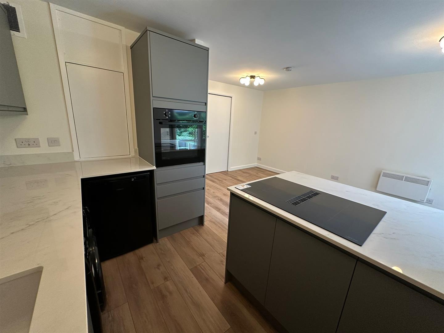 Flat Butler Close in Oxford