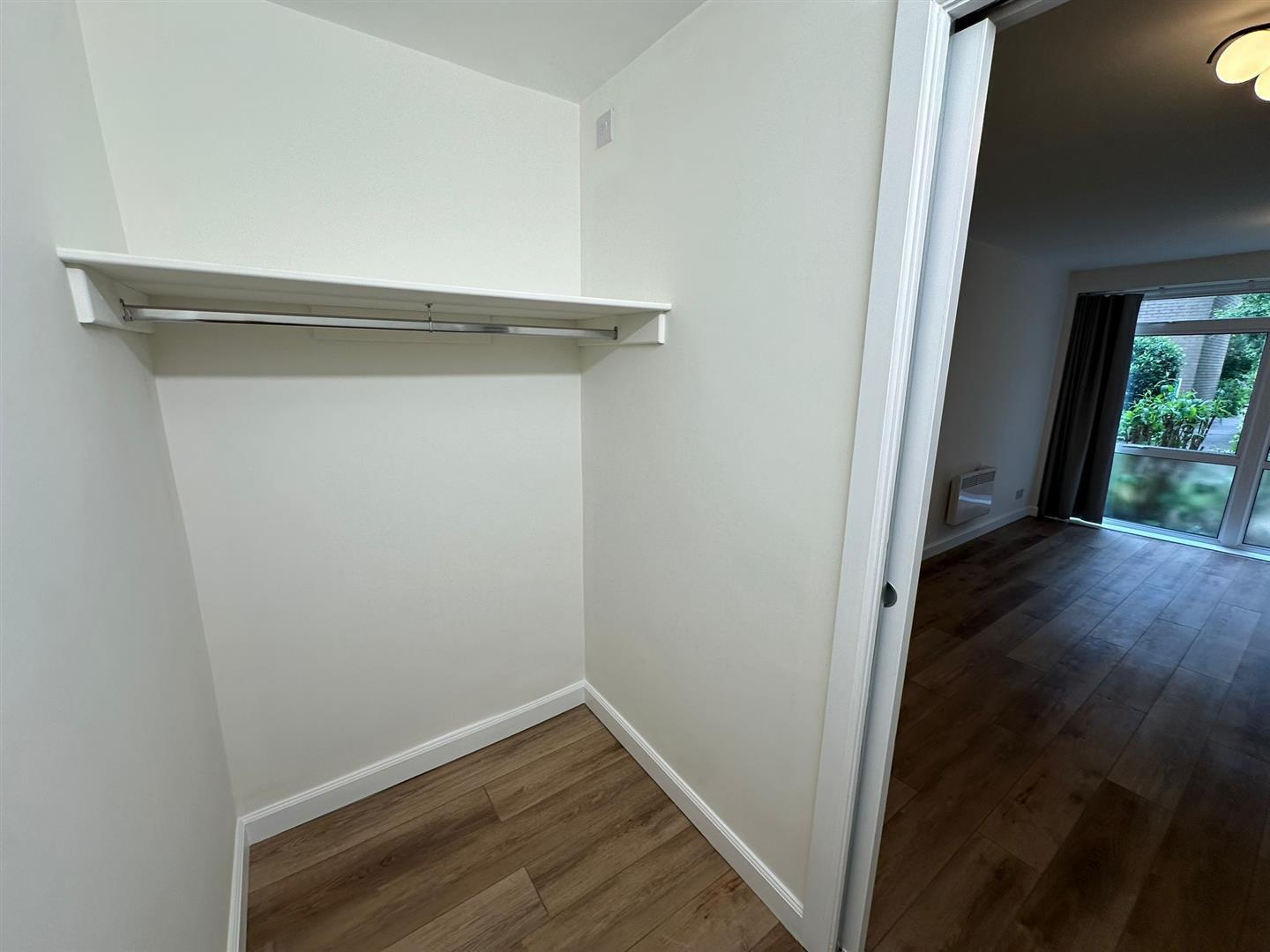 Flat Butler Close in Oxford