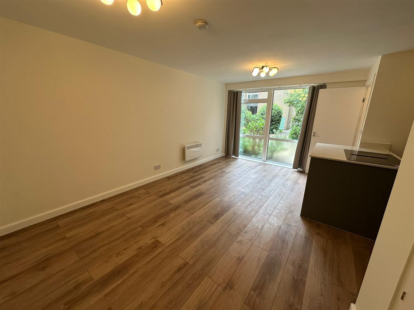 Flat Butler Close in Oxford