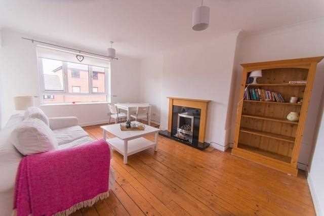 Flat Oran Street in Glasgow
