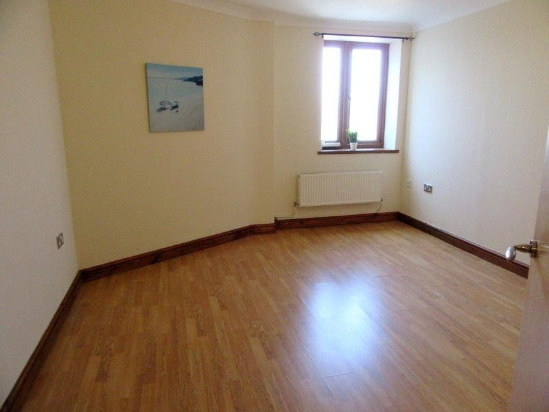 Flat Princess Street in Llanelli