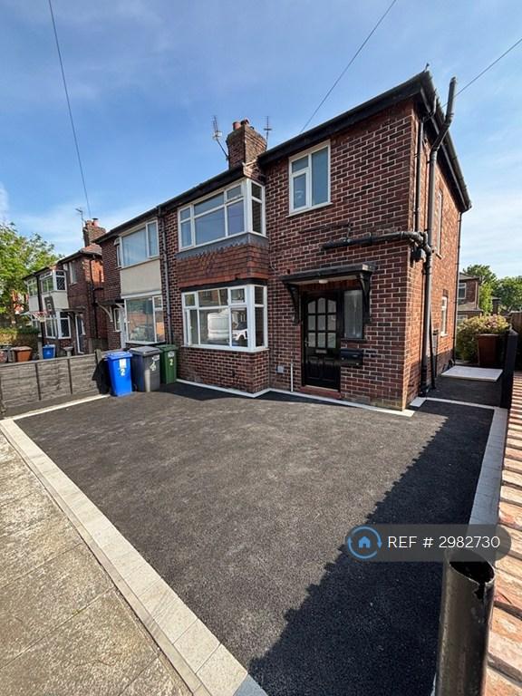 House Ash Grove in Tameside