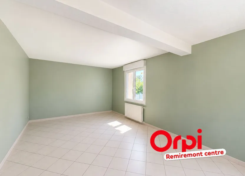 Appartement Chemin des Rapailles à Hadol