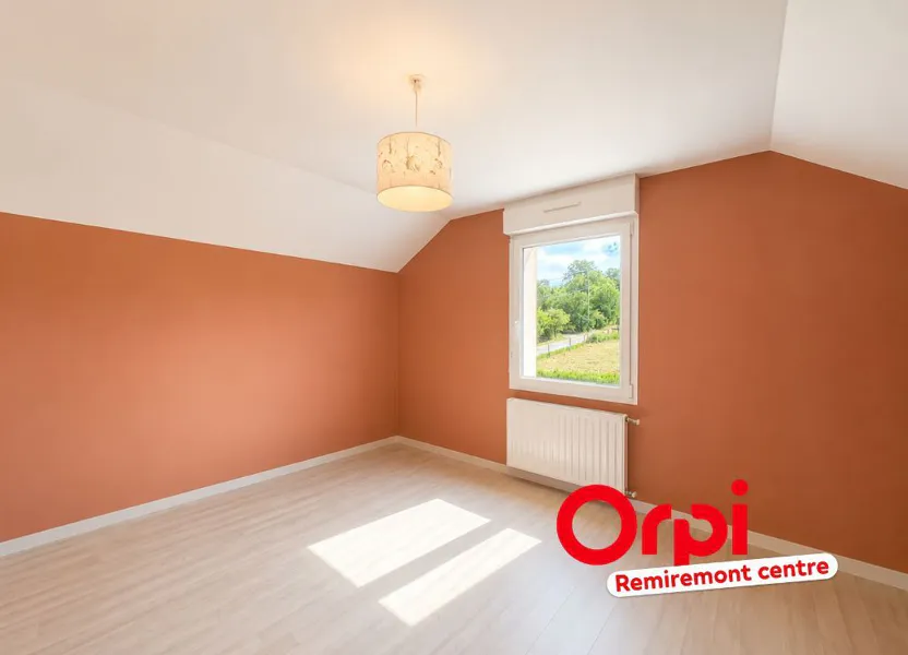 Appartement Chemin des Rapailles à Hadol