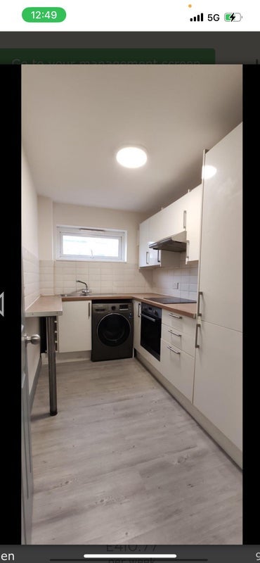 Room Keswick Court in Greater London