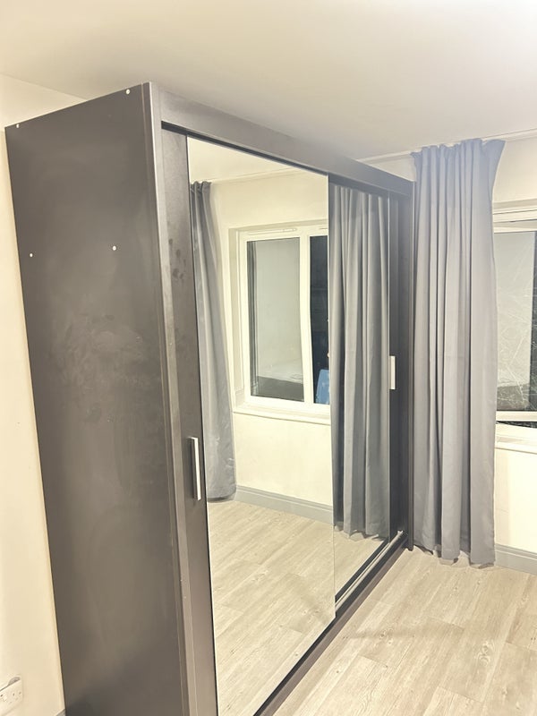 Room Keswick Court in Greater London