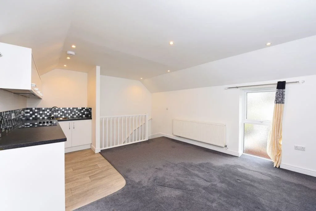 Flat Lynchford Road in Rushmoor