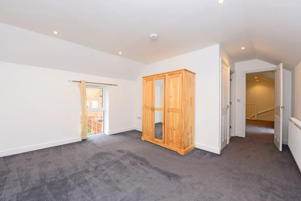 Flat Lynchford Road in Rushmoor