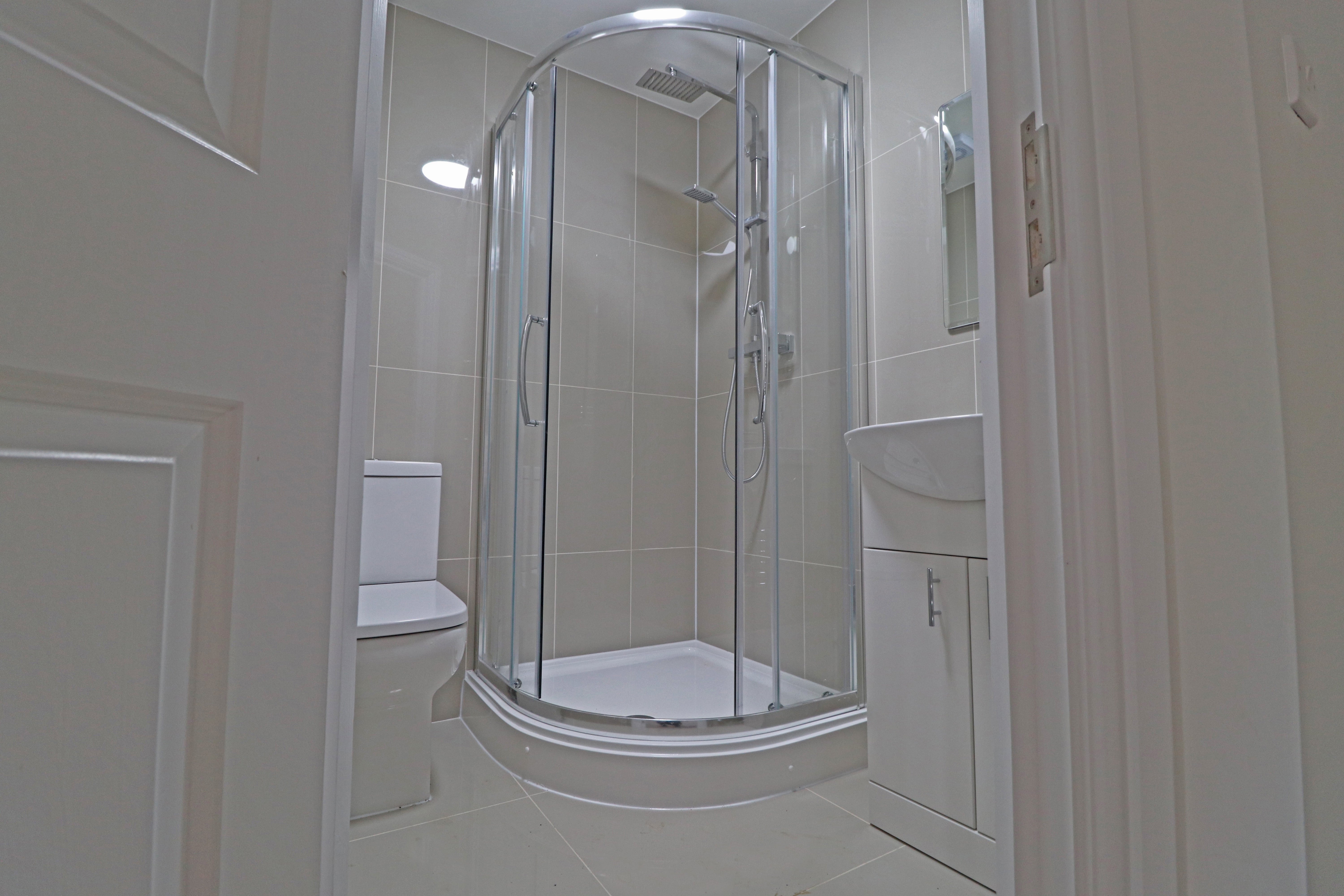 Room Rutland Crescent in Luton