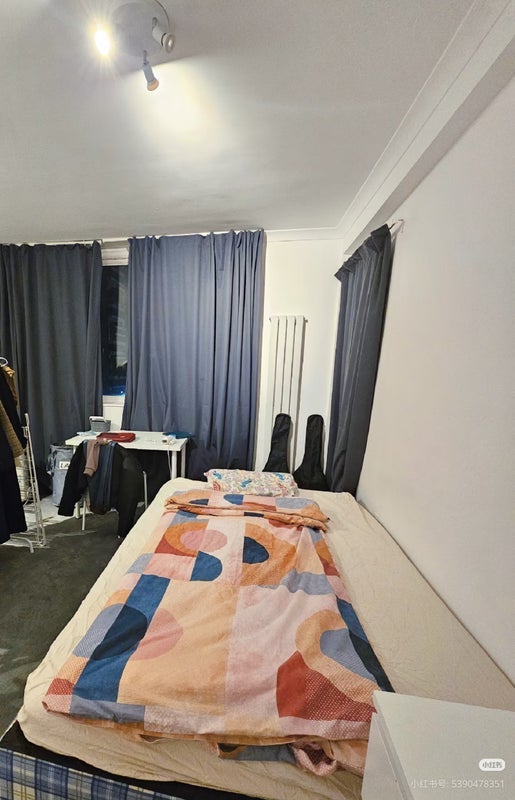 Flat Lewis Street in Greater London
