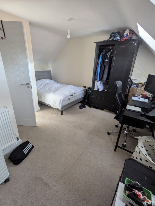 Room All Saints Road in Warwick
