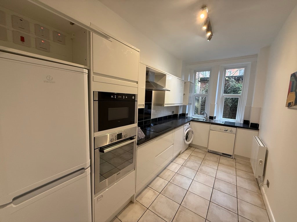 Flat Durley Gardens in Bournemouth