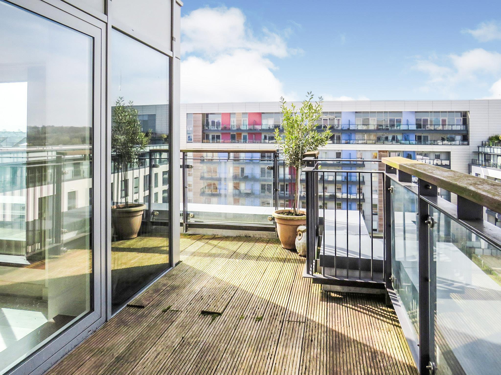 Flat Butetown Link in Cardiff