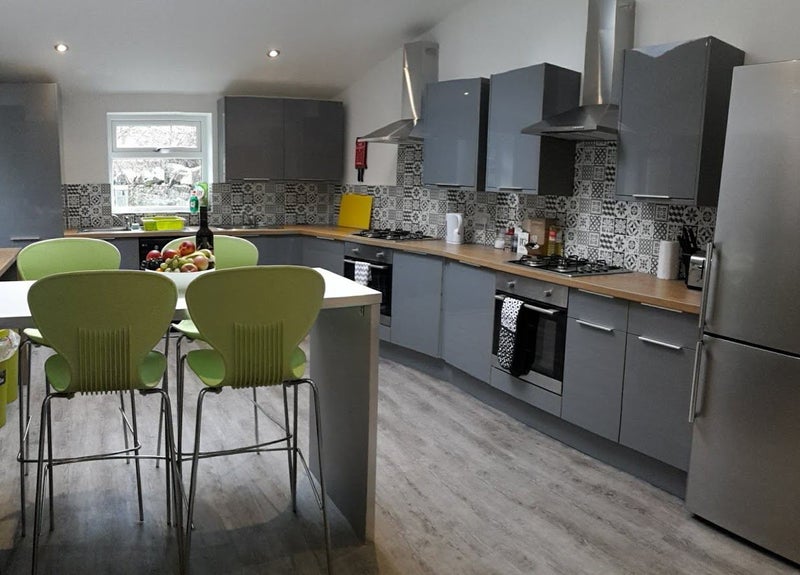 Room South Luton Place in Cardiff