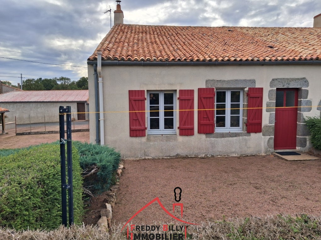 Maison D 159 à Argentonnay