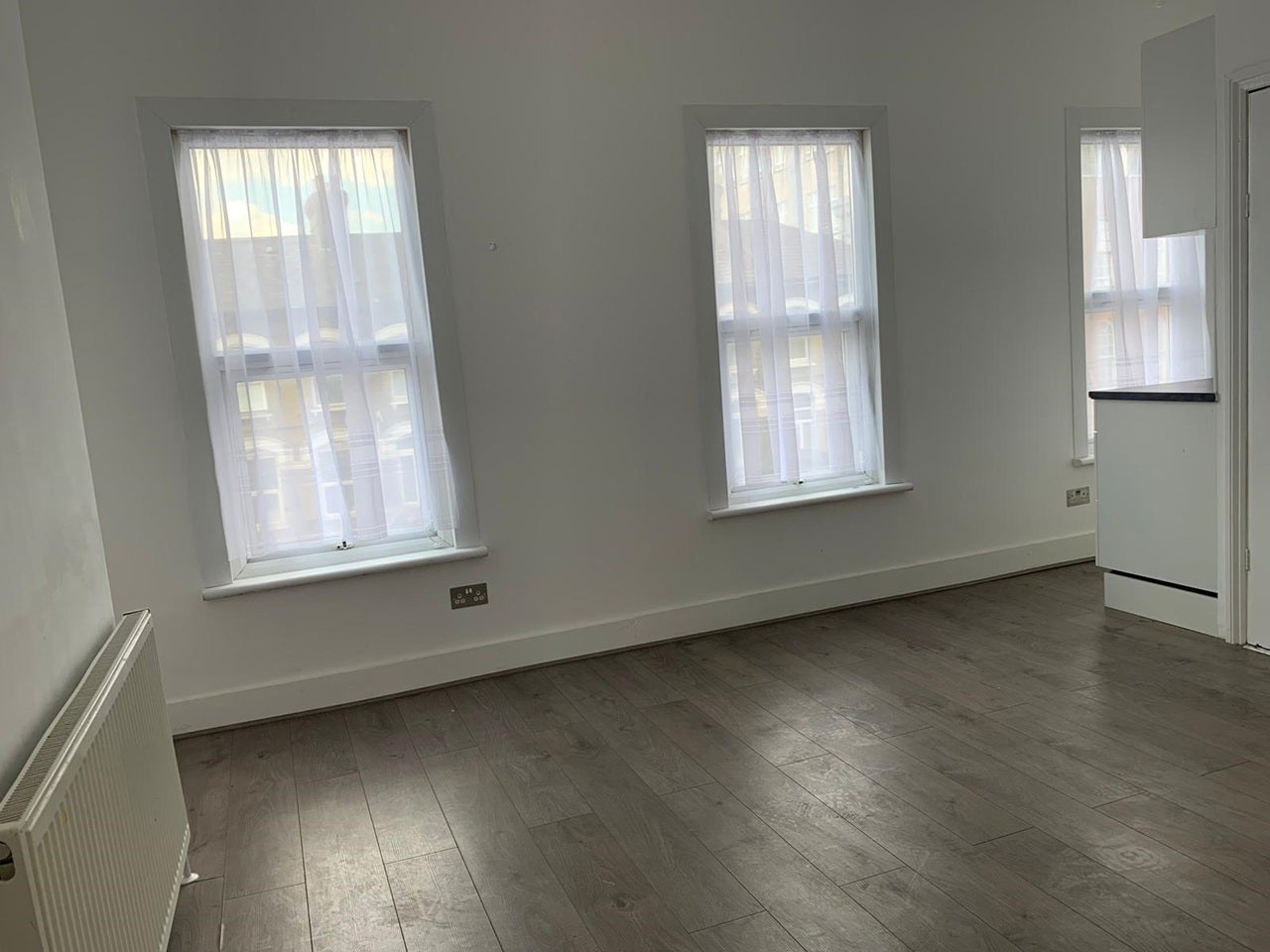 Flat Cranbrook Road in Greater London