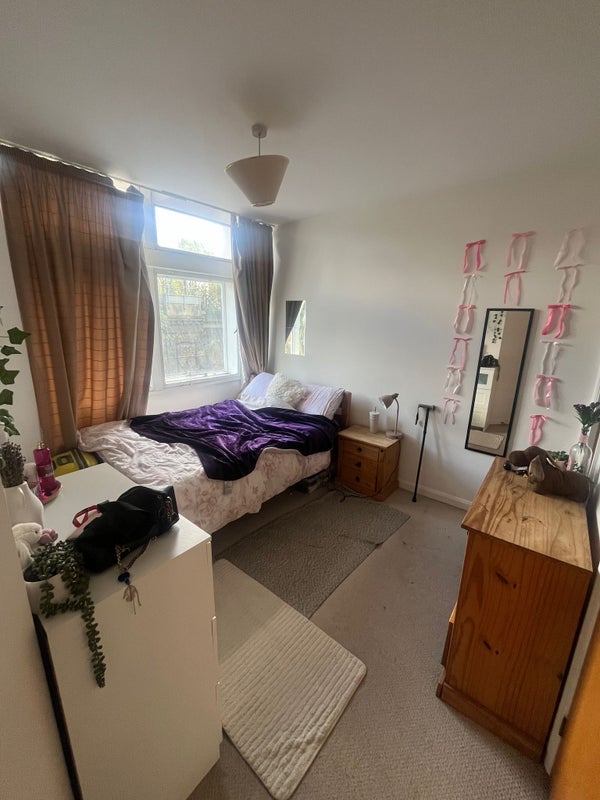 Flat Newington Causeway in Greater London