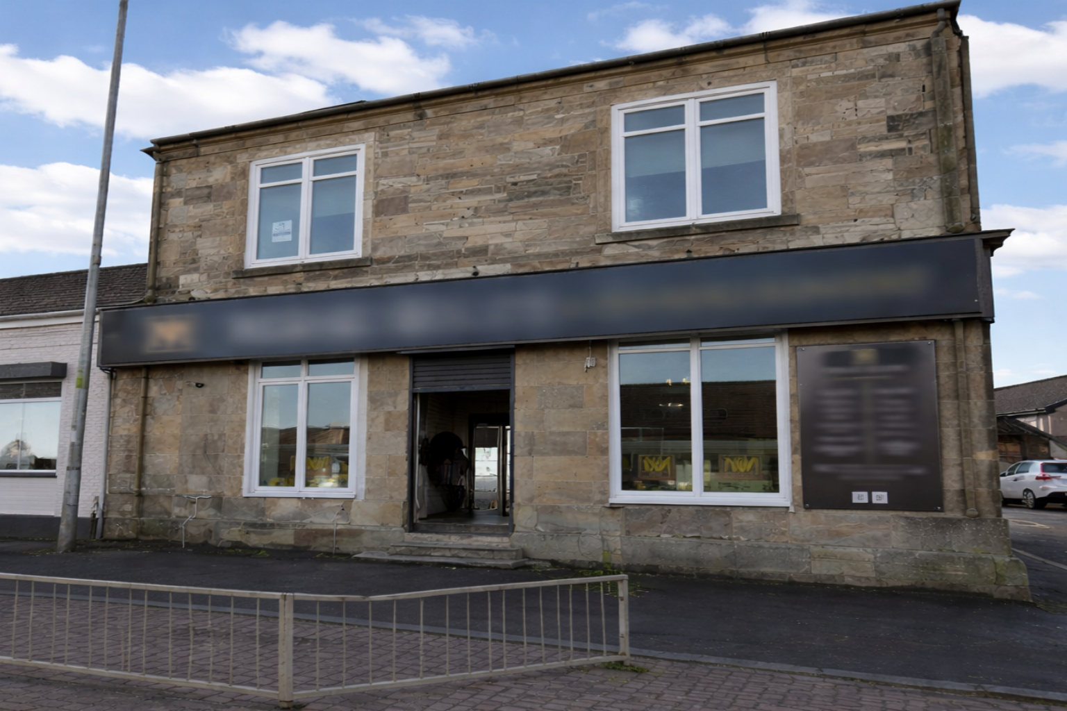 Flat West Main Street in Harthill