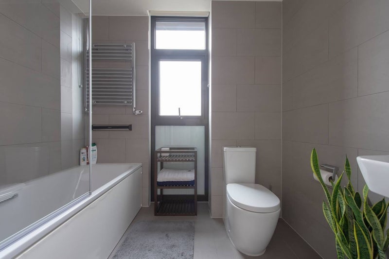 Room Bowl Court in Greater London