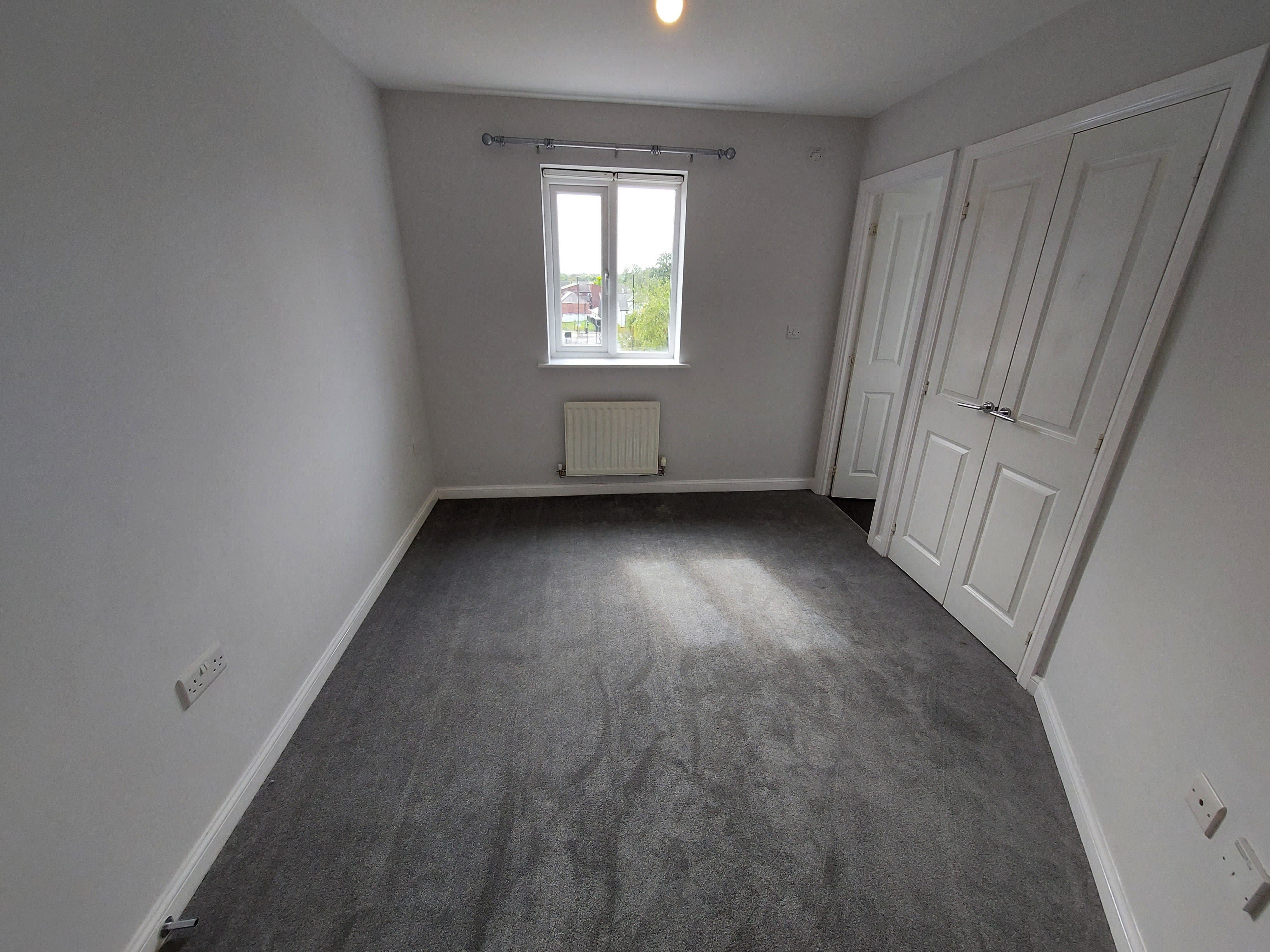 Flat Merton Way in Darlaston
