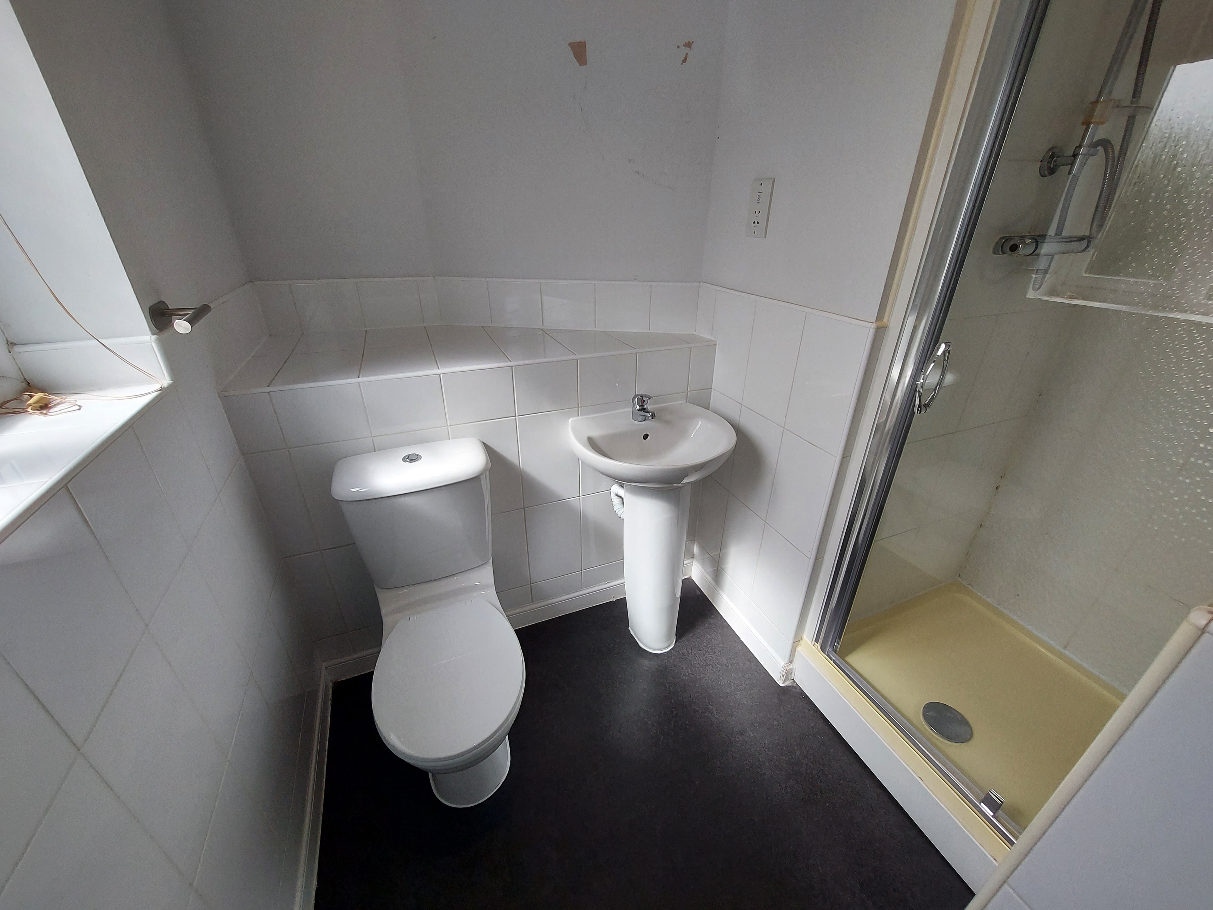 Flat Merton Way in Darlaston