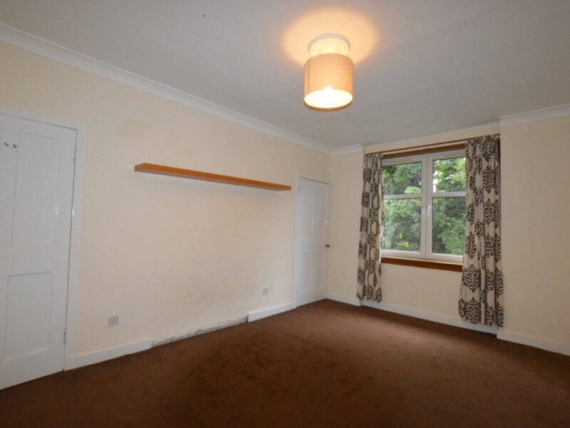 Flat Cartside Street in Glasgow