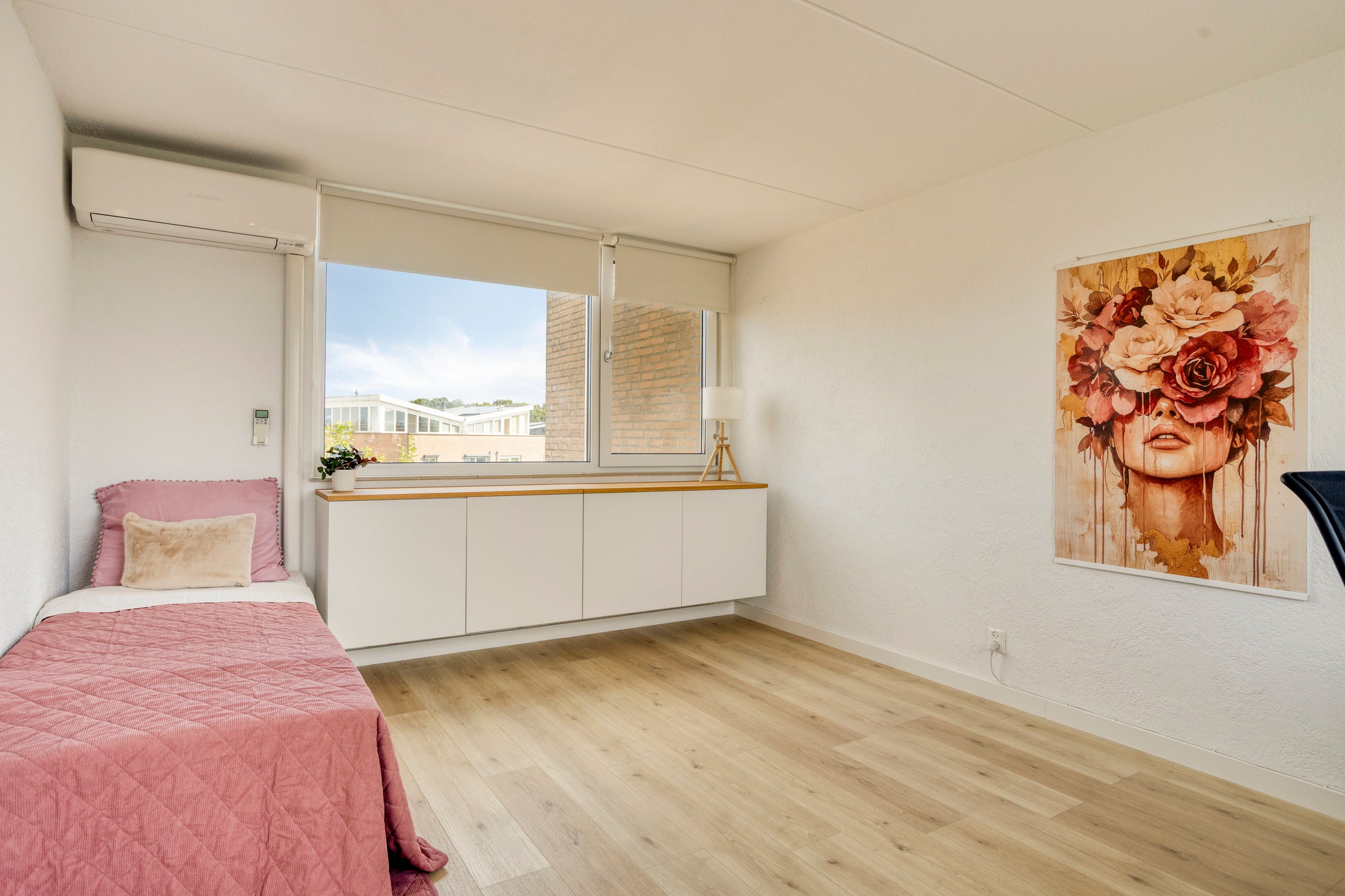 Tussenwoning te koop: Roodkapje 92, Eindhoven