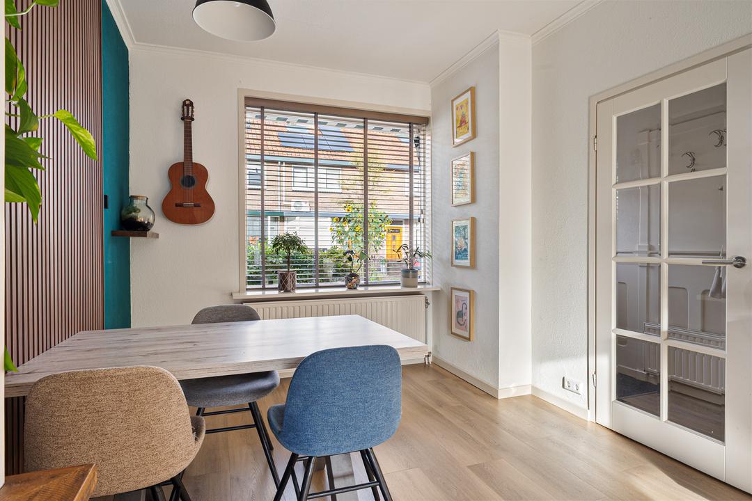 Tussenwoning te koop: De Langestraat 14, Alphen Aan Den Rijn