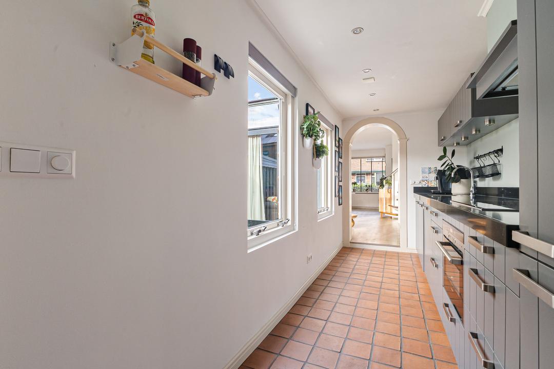 Tussenwoning te koop: De Langestraat 14, Alphen Aan Den Rijn