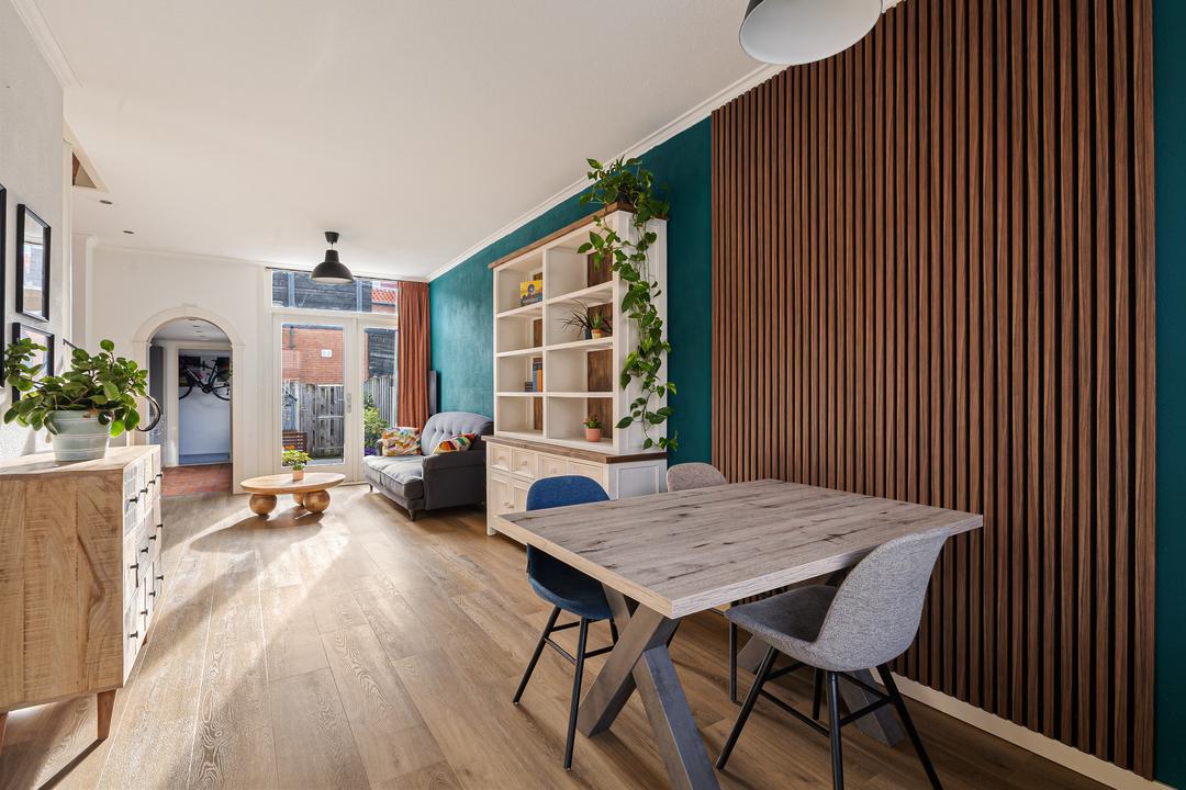 Tussenwoning te koop: De Langestraat 14, Alphen Aan Den Rijn
