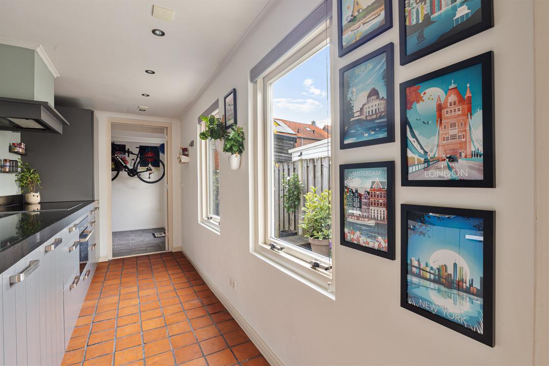 Tussenwoning te koop: De Langestraat 14, Alphen Aan Den Rijn