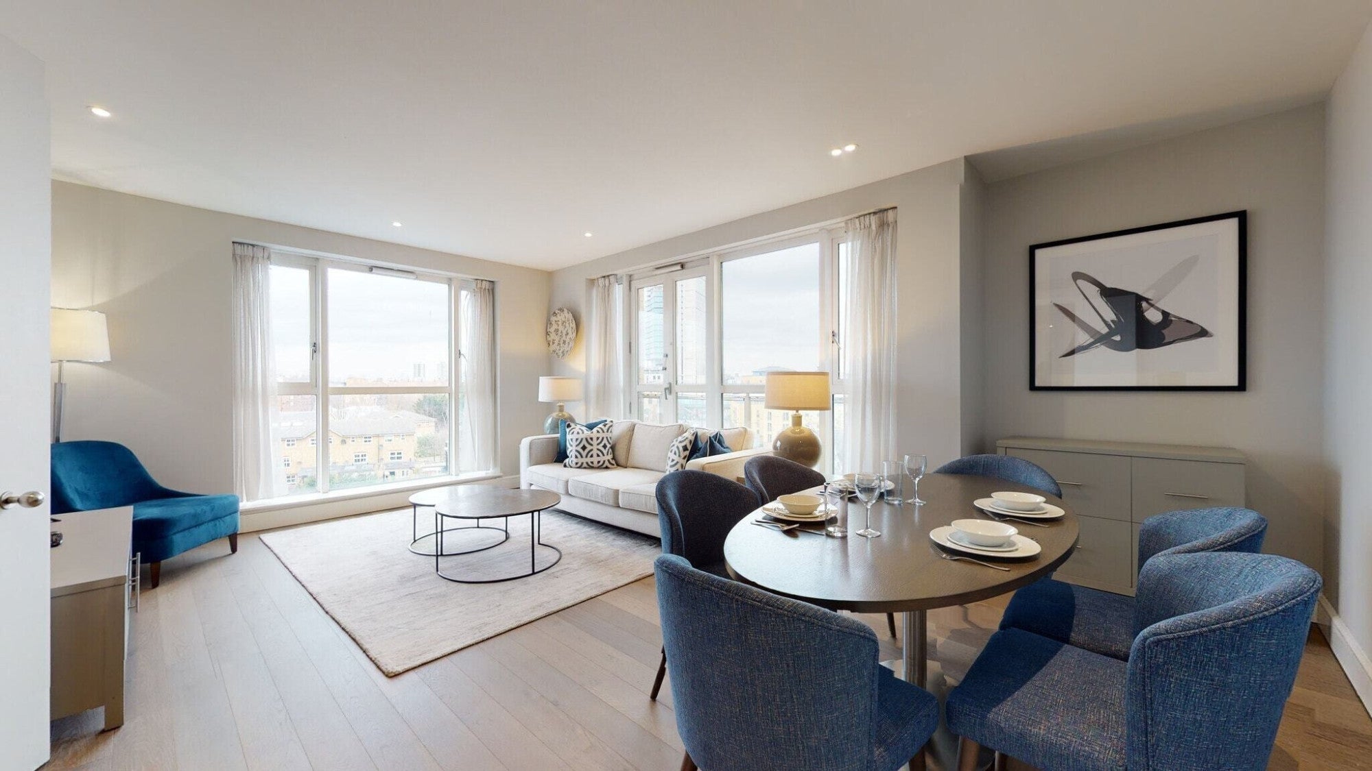 Flat Westferry Circus in Greater London