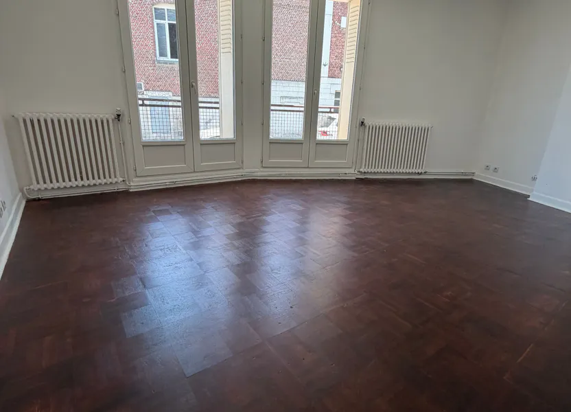 Flat Rue du Vieux Port in Saint-Quentin
