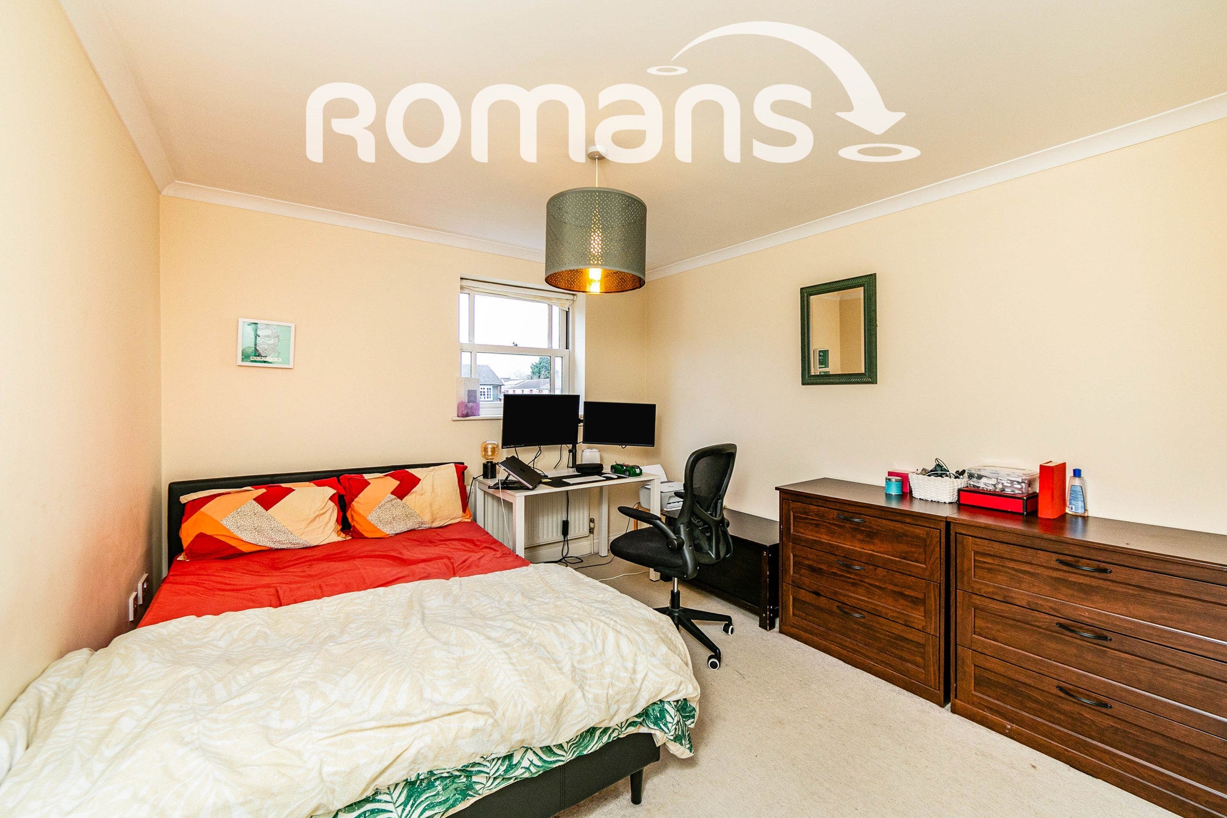 Flat Westcote Road in Reading