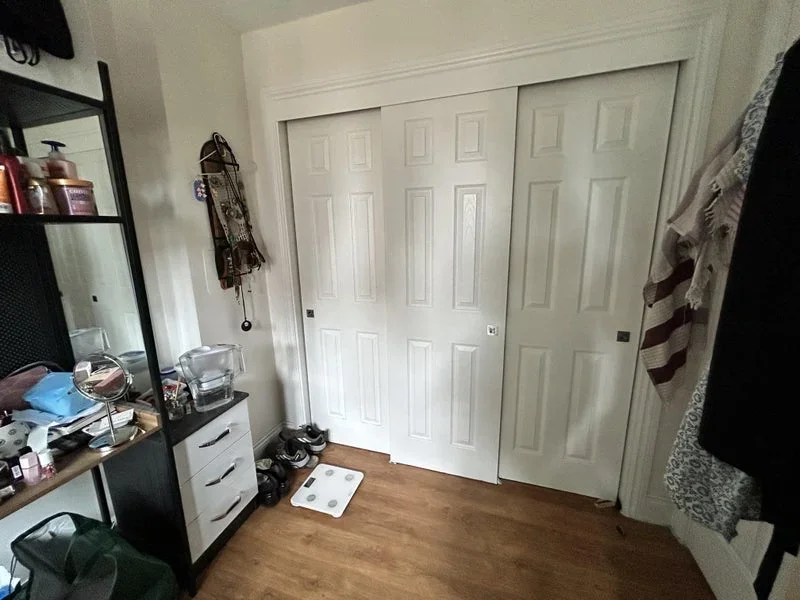 Room Turner Avenue in Greater London
