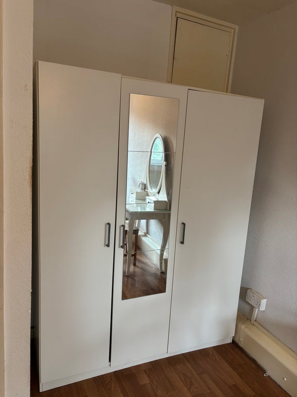 Room Woking Close in Greater London