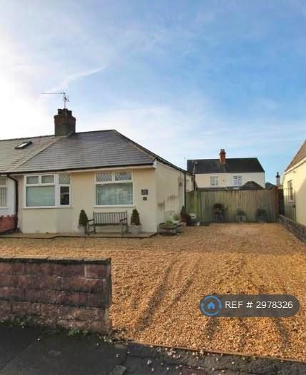 House Greenfield Avenue in Cardiff