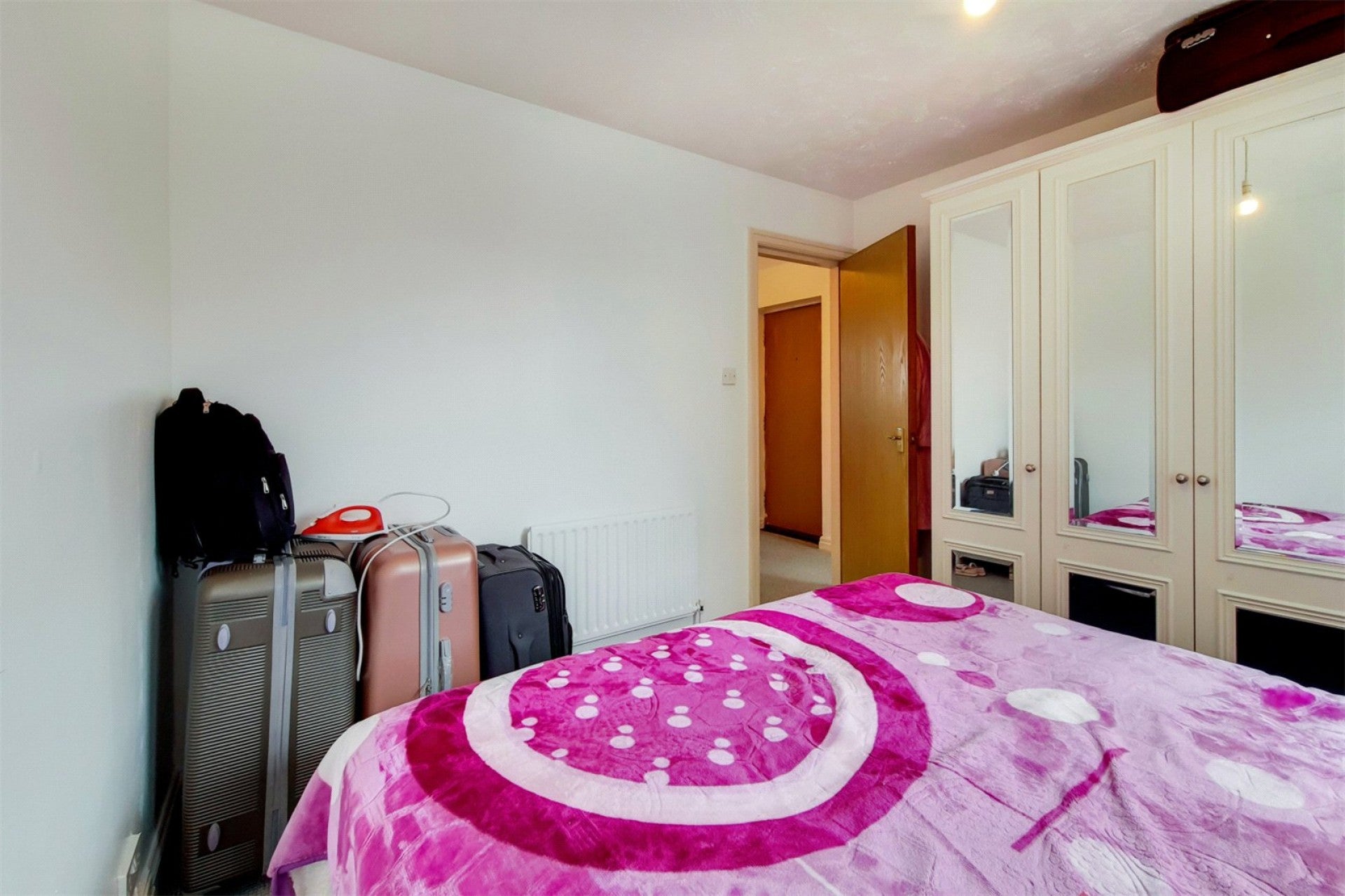 Flat Lulworth Crescent in London