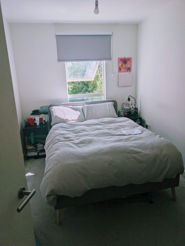 Room Mary Neuner Road in Greater London