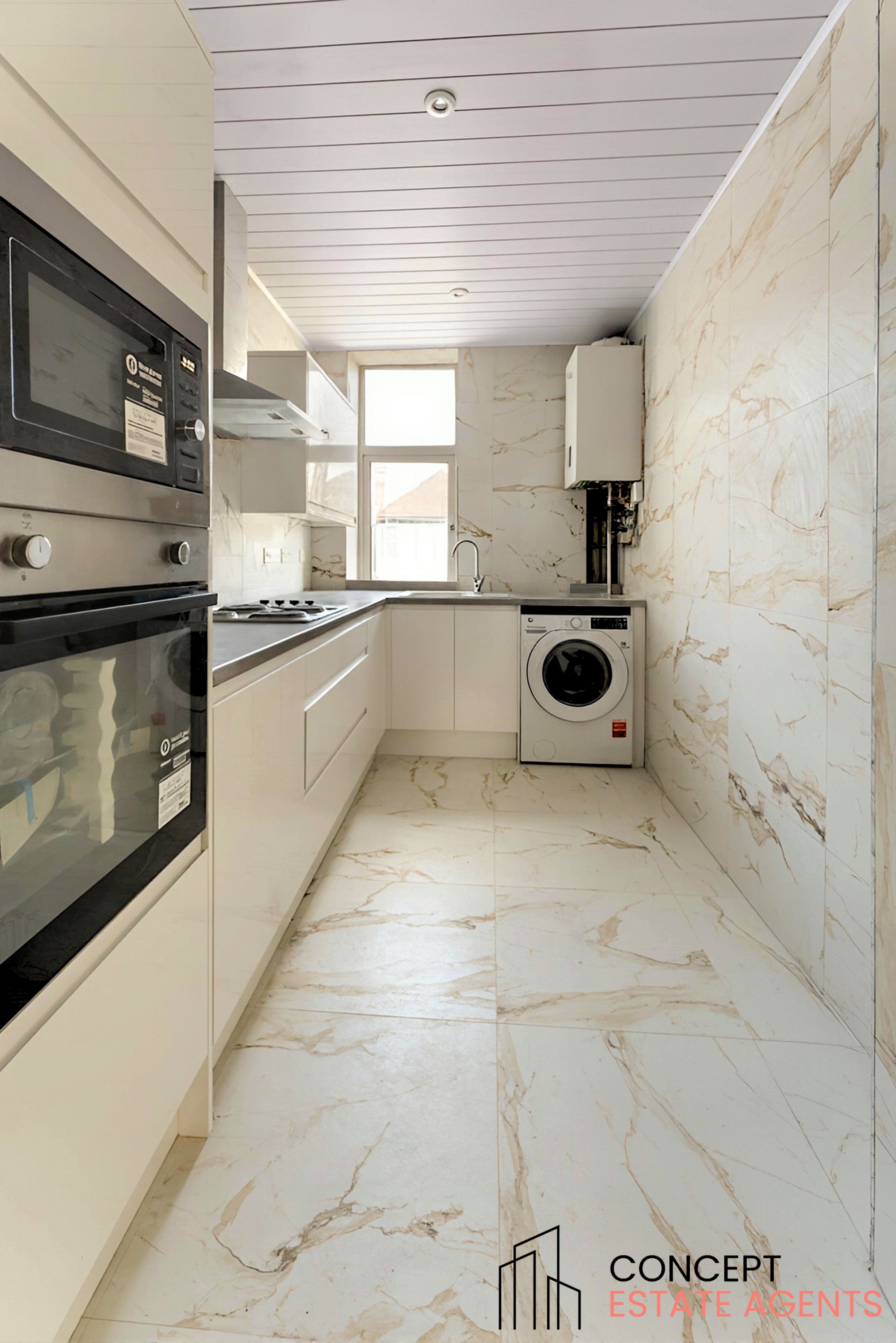Flat Chichele Road in Greater London