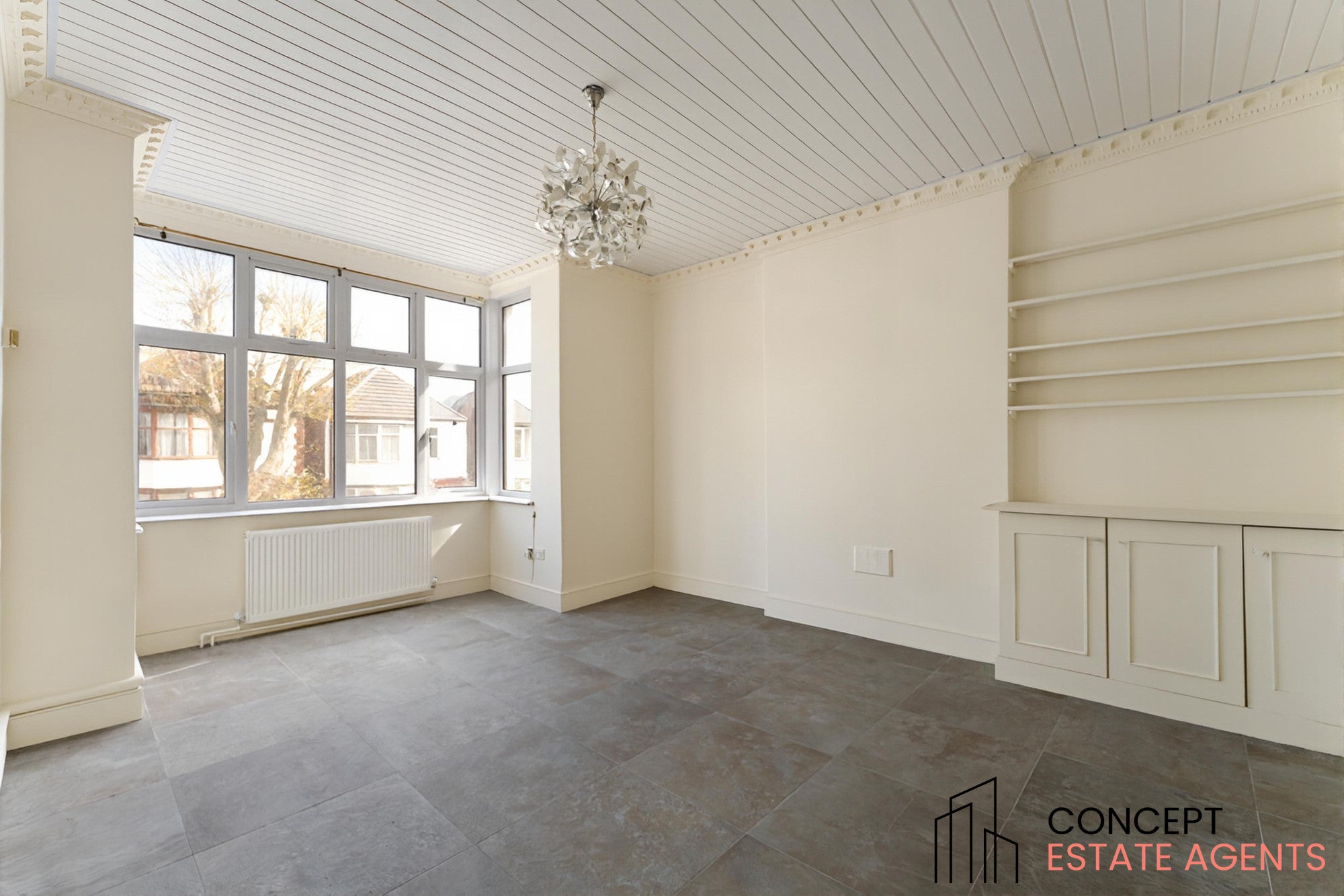 Flat Chichele Road in Greater London