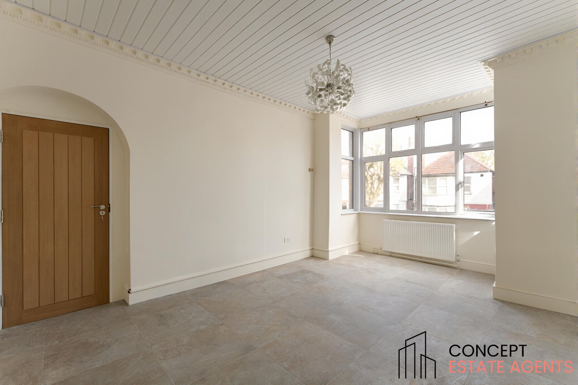 Flat Chichele Road in Greater London