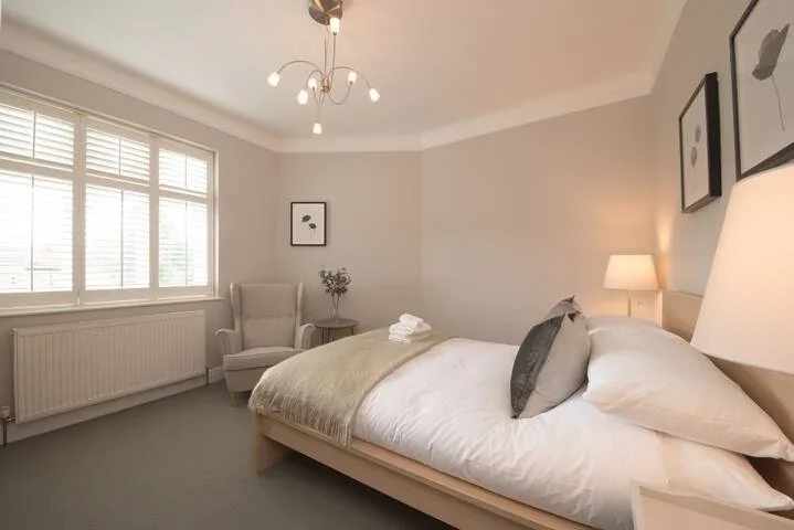 Flat Lauderdale Road in City of Westminster