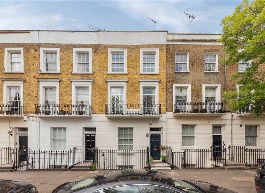 House Harewood Avenue in City of Westminster
