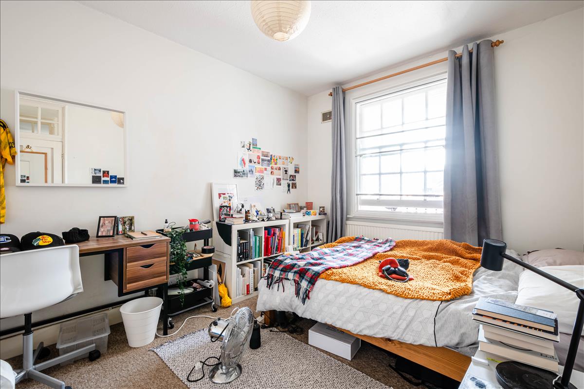 Flat Tavistock Place in Greater London