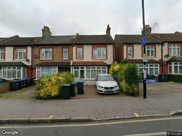 Room Whitehorse Lane in Greater London